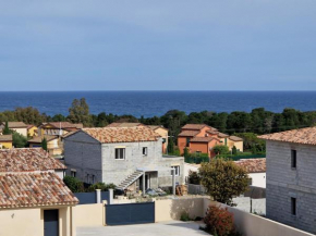 L'Osari, villa vue mer, accès plage à pied, jardin clos pour enfants